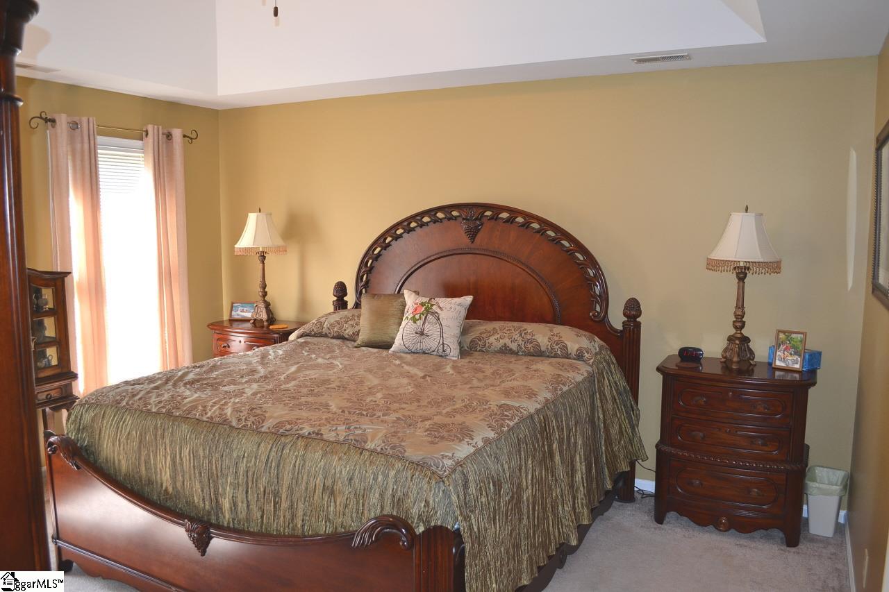 409 Spring Lake Loop Simpsonville, SC 29681 - Photo 14 of 31 Gallery Image 14