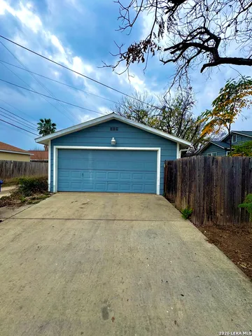 $1,600 | 338 Haggin Street, San Antonio, TX 78210