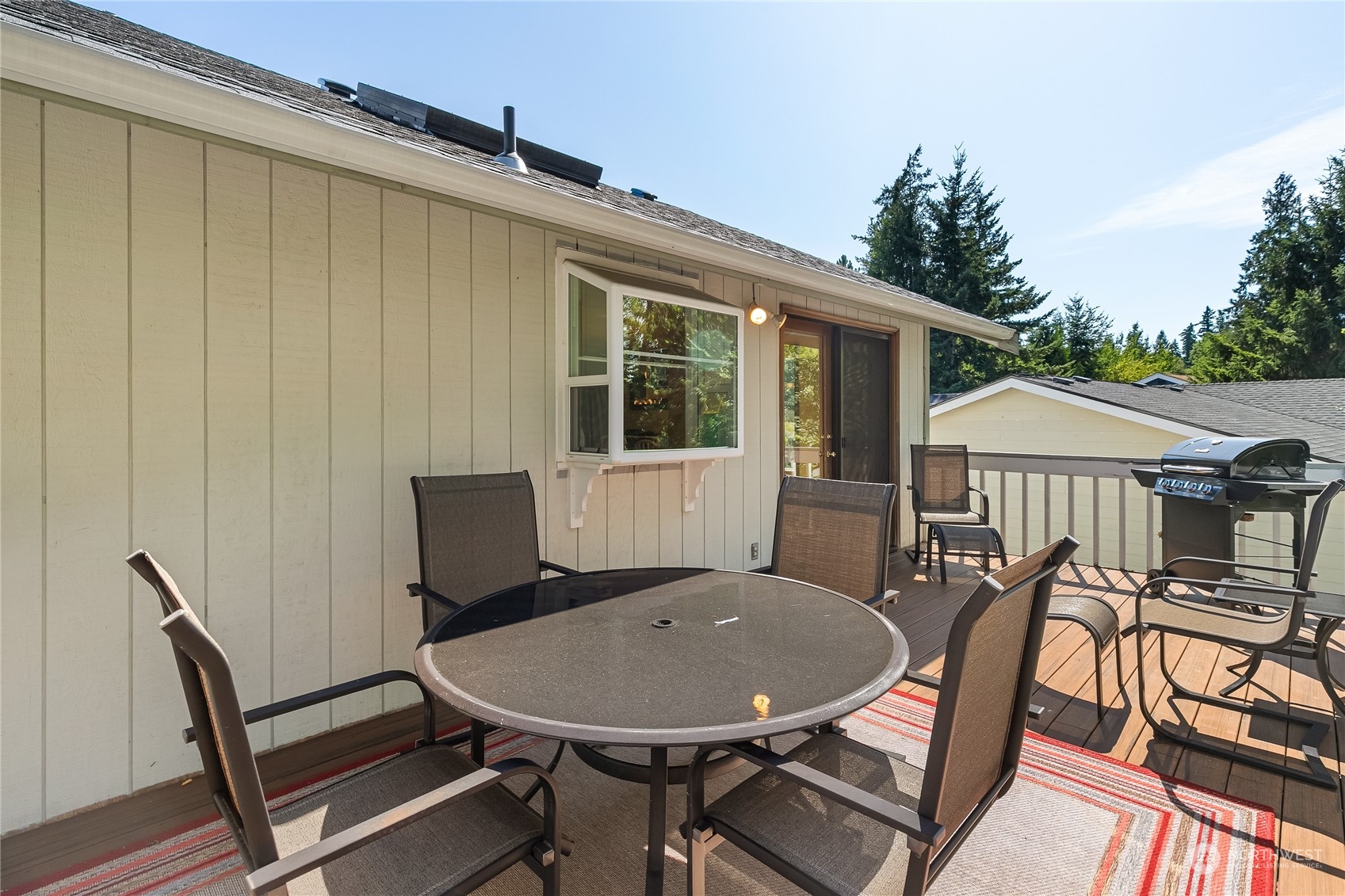 1388 Welling Road Bellingham, WA 98226 - Photo 33 of 40 a balcony with table and chairs