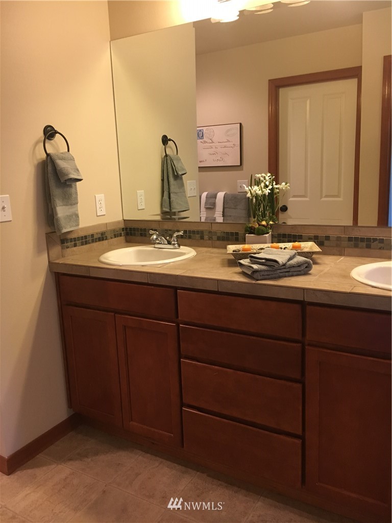 17816 19th Avenue Southeast, Unit 11 Bothell, WA 98012 - Photo 23 of 24 Gallery Image 23