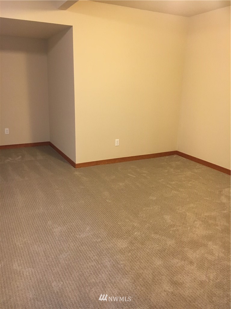 17816 19th Avenue Southeast, Unit 11 Bothell, WA 98012 - Photo 4 of 24 Gallery Image 4