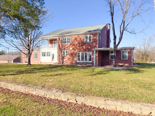 $1,050,000 | 621 East College Street, Pulaski, TN 38478