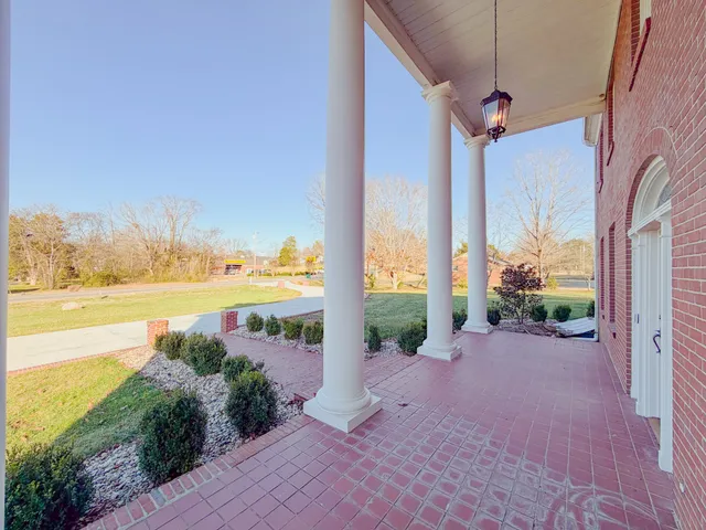 $1,050,000 | 621 East College Street, Pulaski, TN 38478