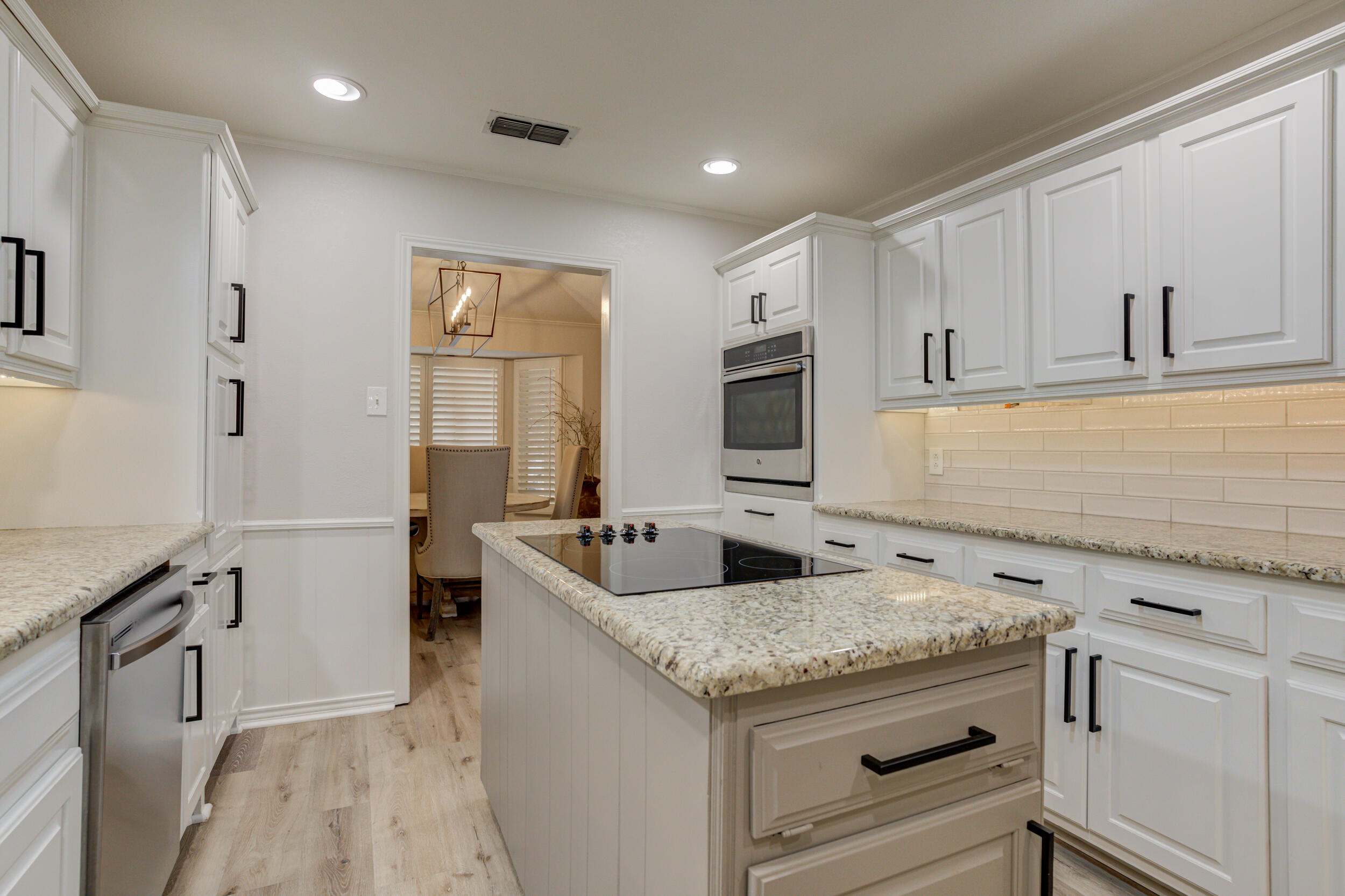 4428 89th Street Lubbock, TX 79424 - Photo 23 of 65 DSC03347_48_49_50_51