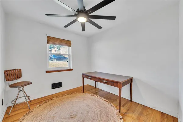 $299,850 | 951 Hartsook Boulevard Southeast, Roanoke, VA 24014