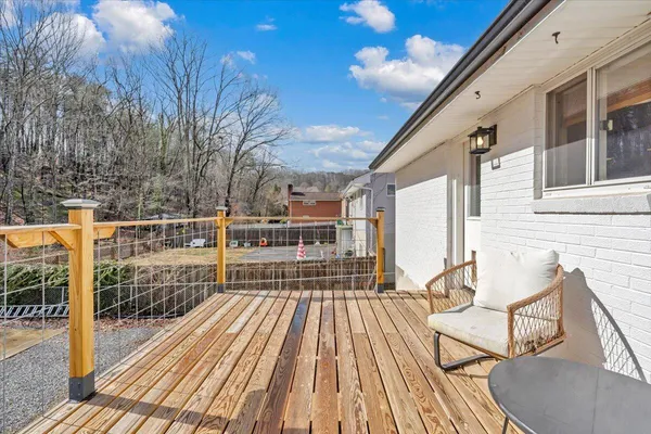 $299,850 | 951 Hartsook Boulevard Southeast, Roanoke, VA 24014