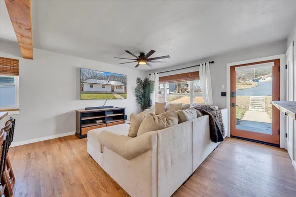 $299,850 | 951 Hartsook Boulevard Southeast, Roanoke, VA 24014