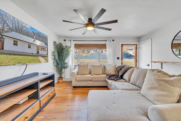 $299,850 | 951 Hartsook Boulevard Southeast, Roanoke, VA 24014