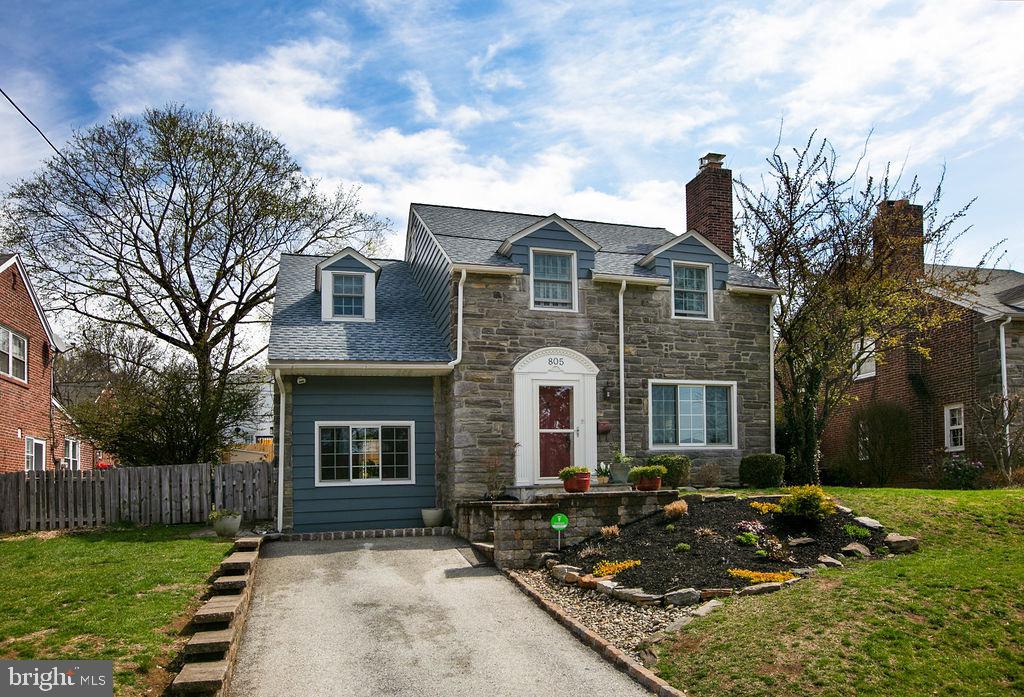 805 Dover Road Wynnewood, PA 19096 - Photo 2 of 34