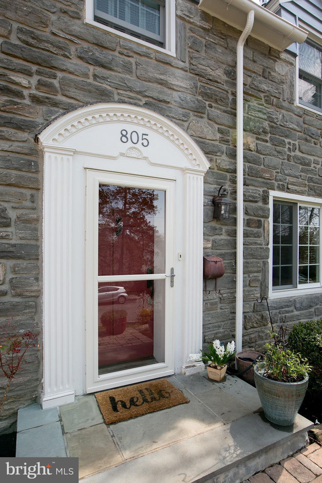 805 Dover Road Wynnewood, PA 19096 - Photo 3 of 34