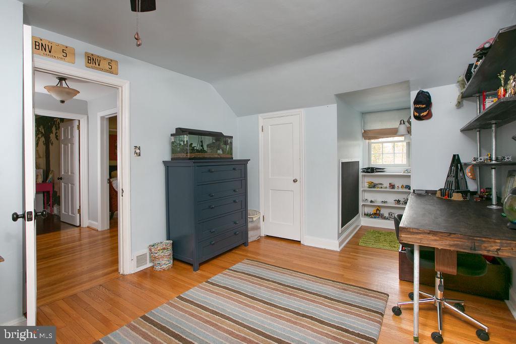 805 Dover Road Wynnewood, PA 19096 - Photo 22 of 34