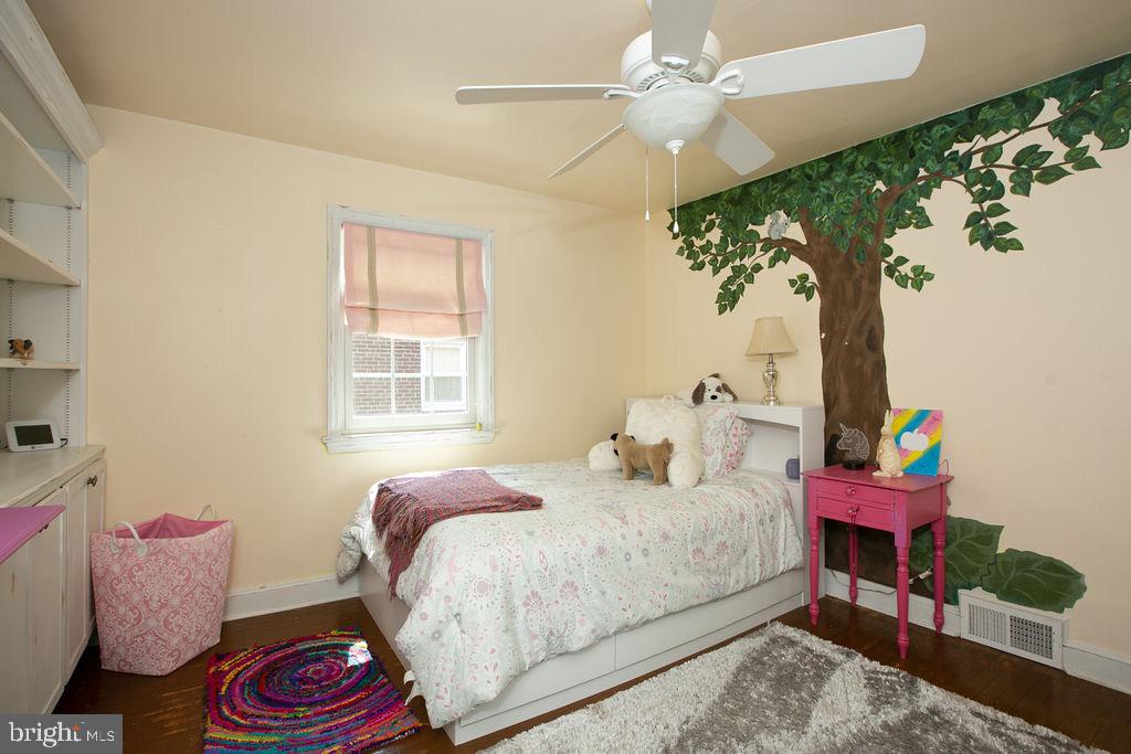 805 Dover Road Wynnewood, PA 19096 - Photo 26 of 34