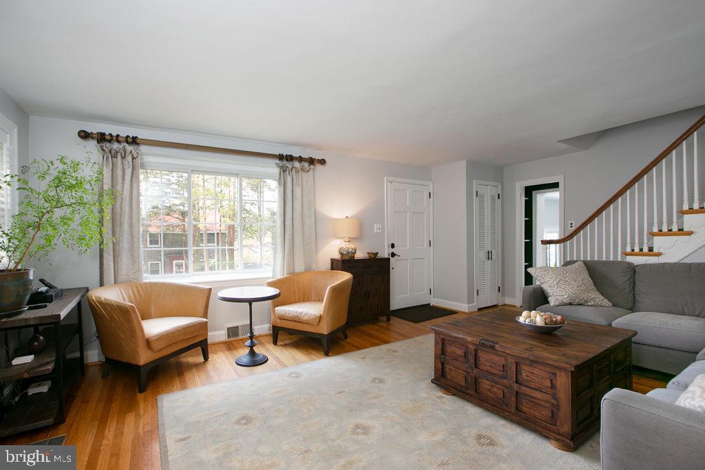805 Dover Road Wynnewood, PA 19096 - Photo 5 of 34