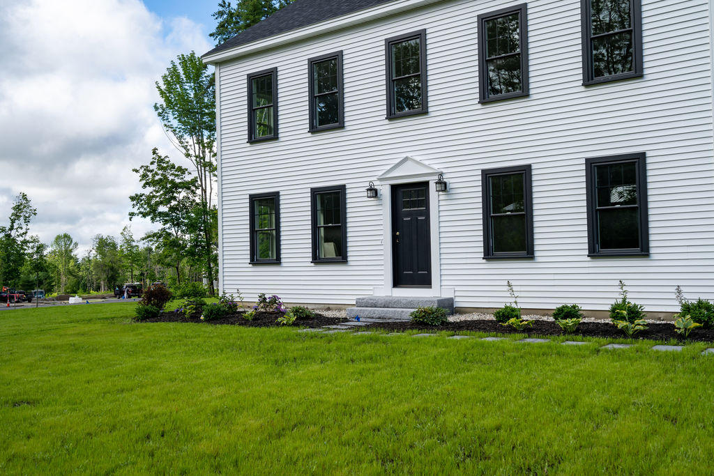 174 Brook Road Falmouth, ME 04105 - Photo 4 of 42 004_174brookrdfalmouth-4
