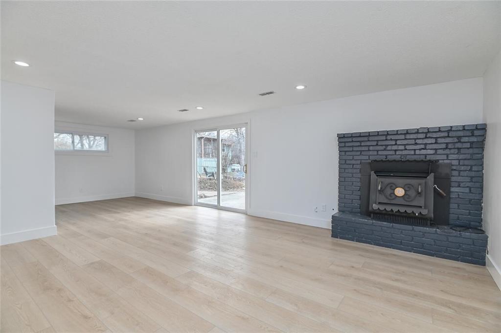 9901 Countryside Road Lenexa, KS 66215 - Photo 10 of 11