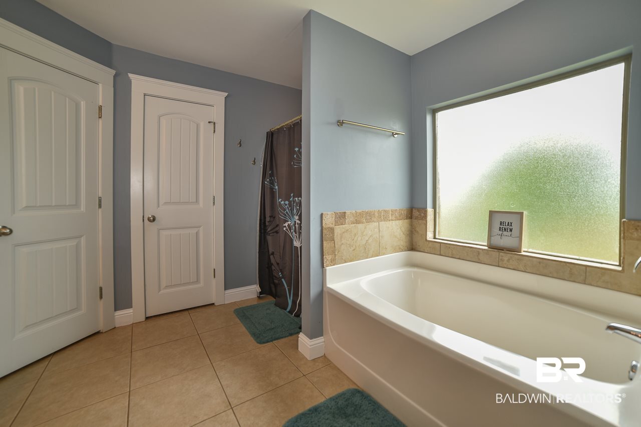 8792 Bainbridge Drive Daphne, AL 36526 - Photo 28 of 48