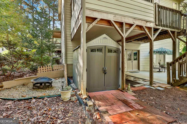 a view of room with trees