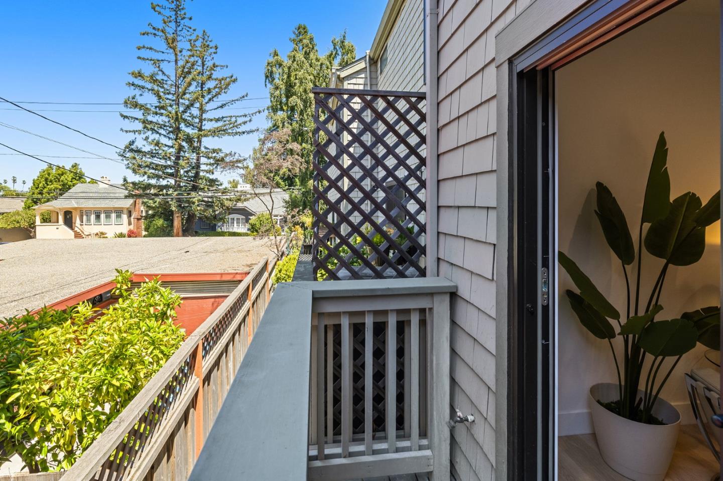 733 Fairfield Road, Unit 4 Burlingame, CA 94010 - Photo 35 of 51 Gallery Image 35