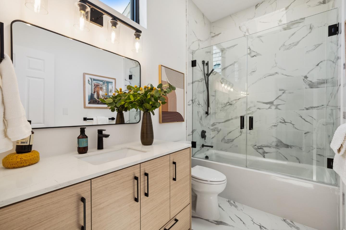 733 Fairfield Road, Unit 4 Burlingame, CA 94010 - Photo 47 of 51 Gallery Image 47