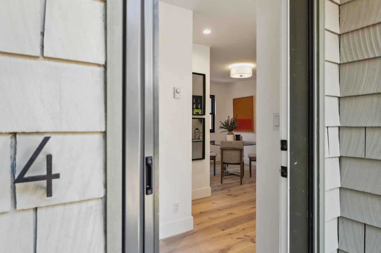 733 Fairfield Road, Unit 4 Burlingame, CA 94010 - Photo 9 of 51 Gallery Image 9