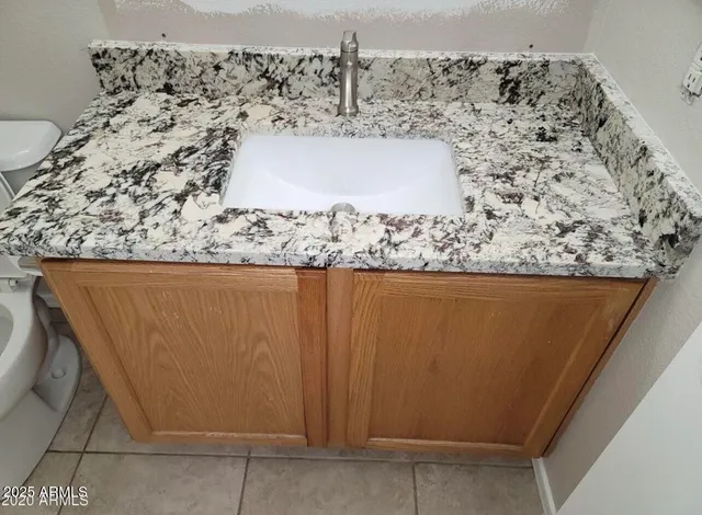 a close view of sink