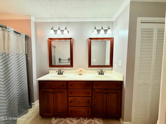 $269,000 | 1188 Morrison Drive, Grenada, MS 38901