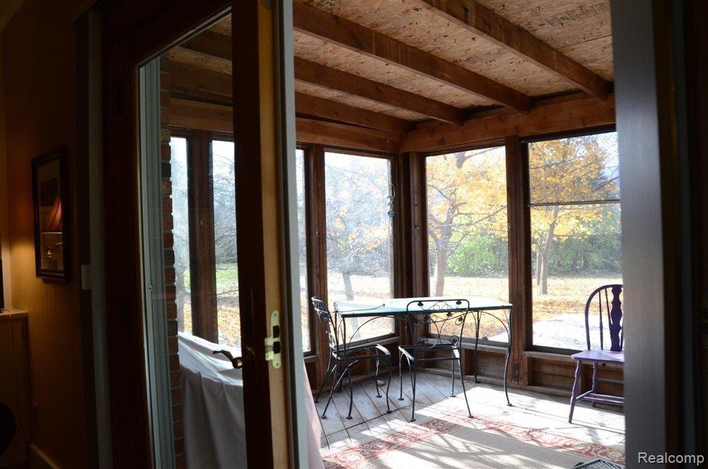 5888 Shaun Road West Bloomfield, MI 48322 - Photo 9 of 32 Florida Rm/SunPorch off FamilyRm