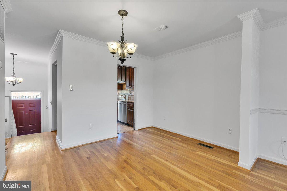 1901 North Adams Street, Unit B Arlington, VA 22201 - Photo 9 of 23