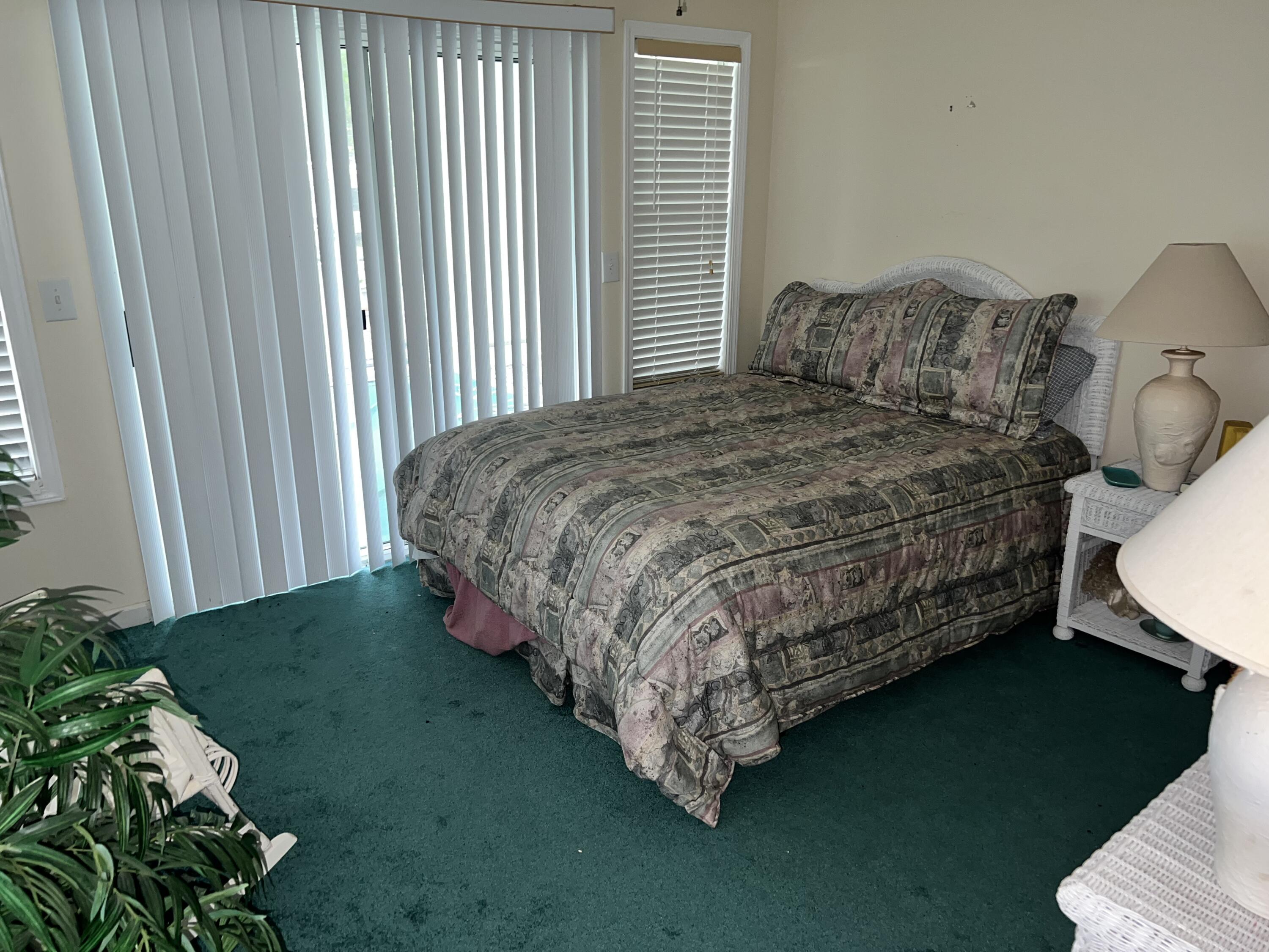 266 Ruth Road Freeport, FL 32439 - Photo 8 of 10 Gallery Image 8