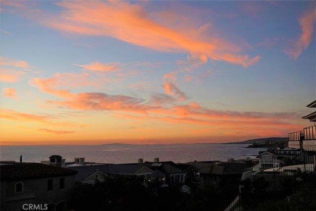$12,250,000 | 7 Oceanfront Lane, Dana Point, CA 92629