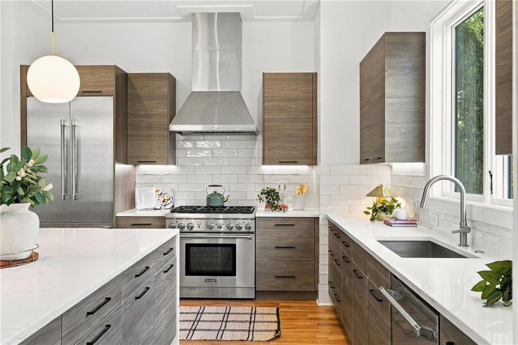 522 Boulevard Place Northeast, Unit 2 Atlanta, GA 30308 - Photo 16 of 50 Gallery Image 16