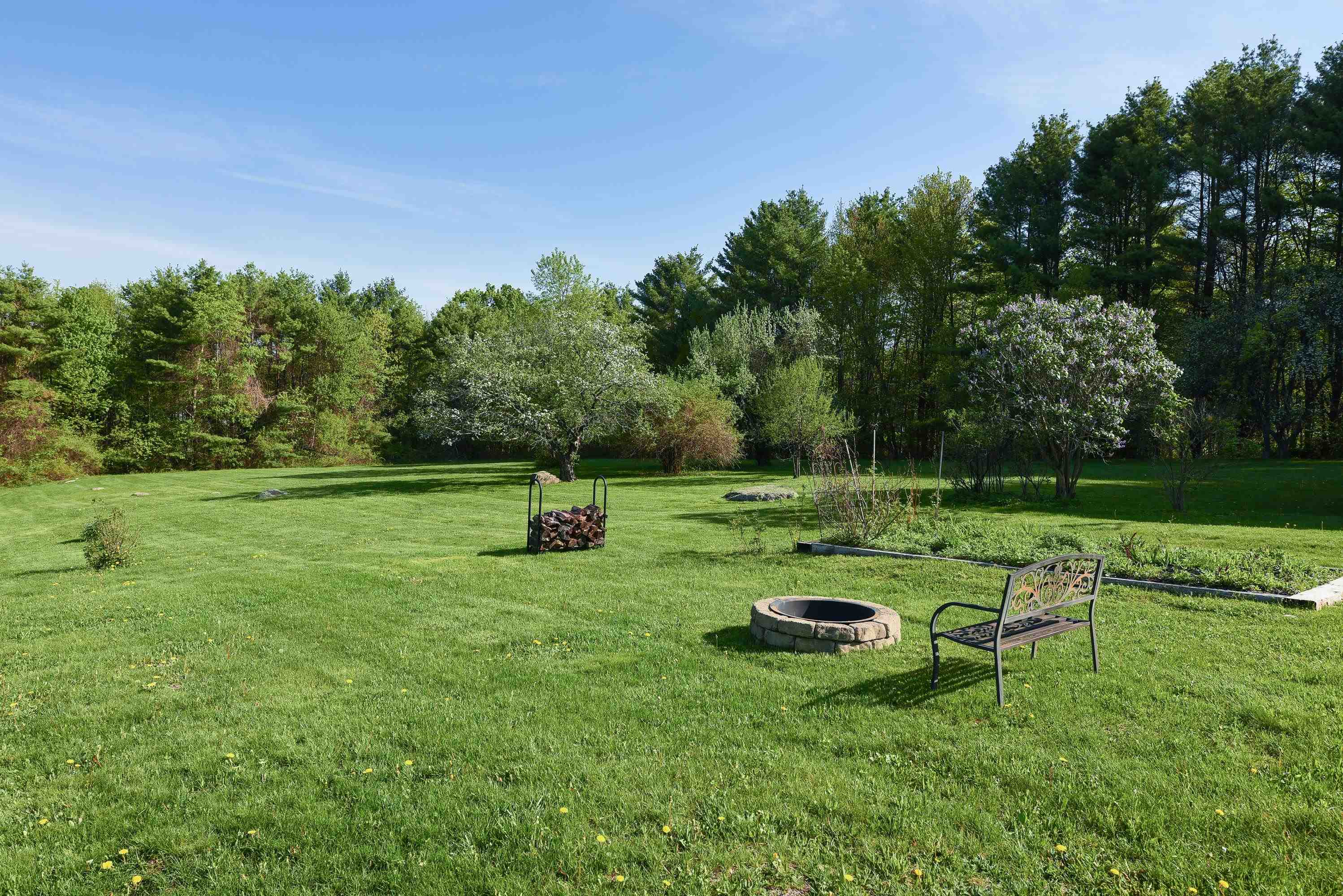 5 Carol Lane Meredith, NH 03253 - Photo 10 of 45