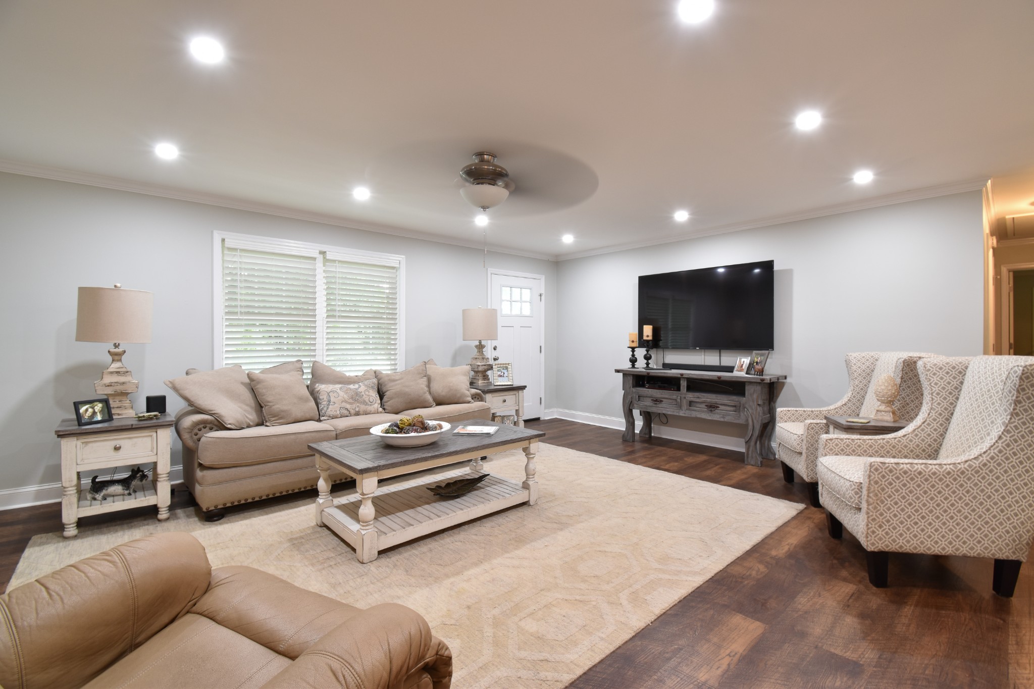 1000 Five Points Road Pulaski, TN 38478 - Photo 38 of 50 a living room with furniture and a flat screen tv