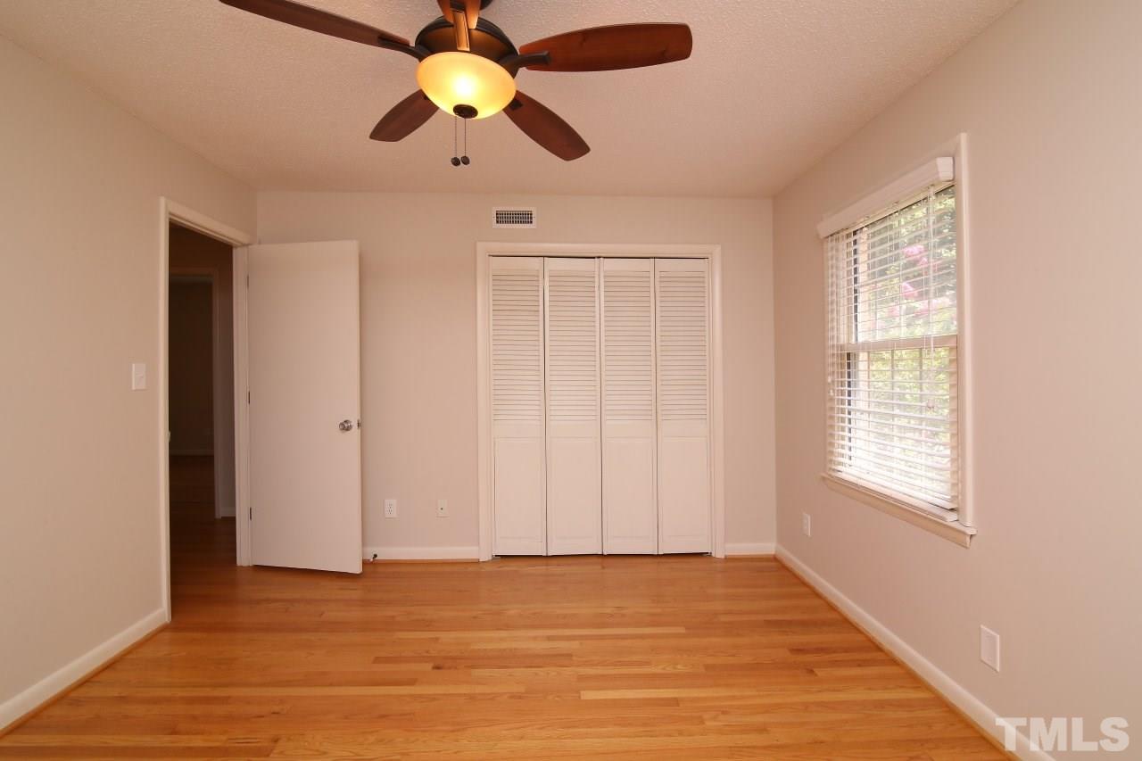 5109 Huntingdon Drive Raleigh, NC 27606 - Photo 11 of 25 Gallery Image 11