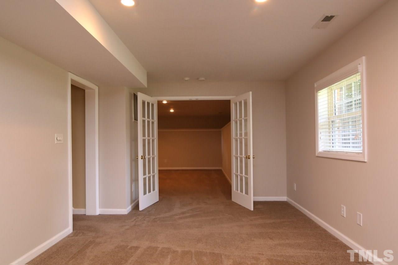 5109 Huntingdon Drive Raleigh, NC 27606 - Photo 17 of 25 Gallery Image 17