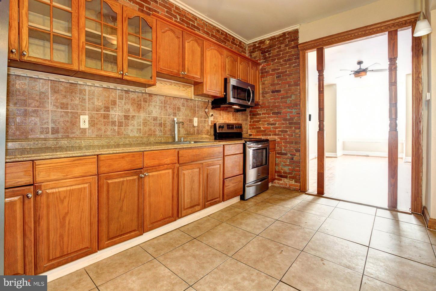 51 R Street Northwest Washington, DC 20001 - Photo 16 of 28 Kitchen