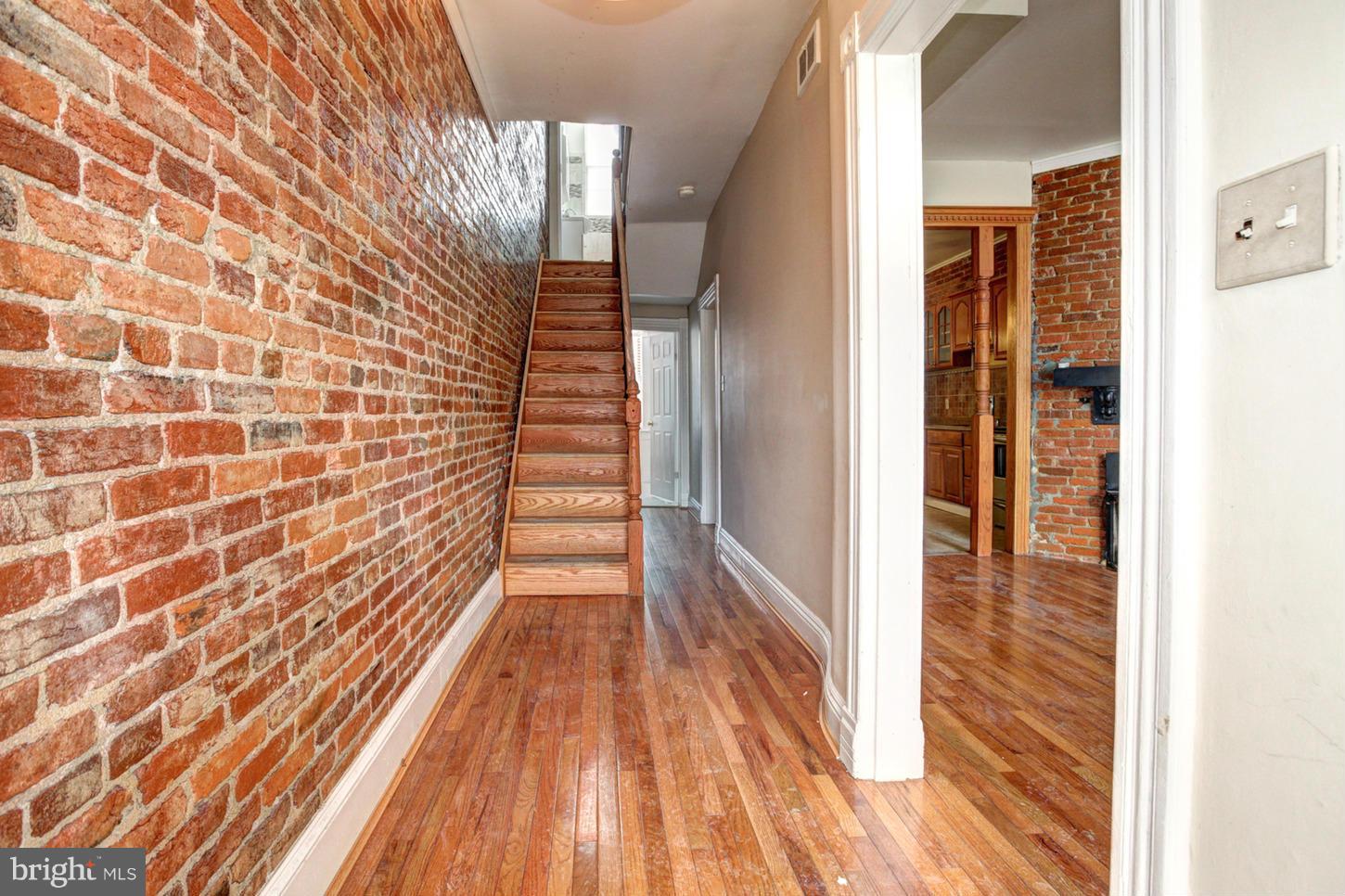 51 R Street Northwest Washington, DC 20001 - Photo 8 of 28 Interior (General)