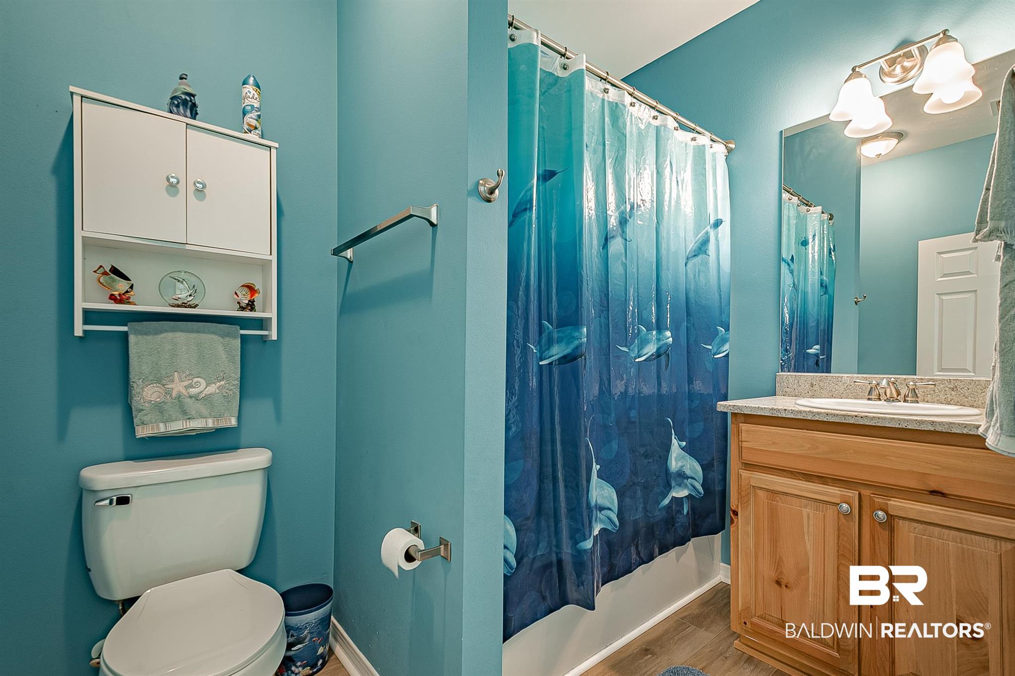 12055 County Road 1 Fairhope, AL 36532 - Photo 20 of 40 Guest Bath