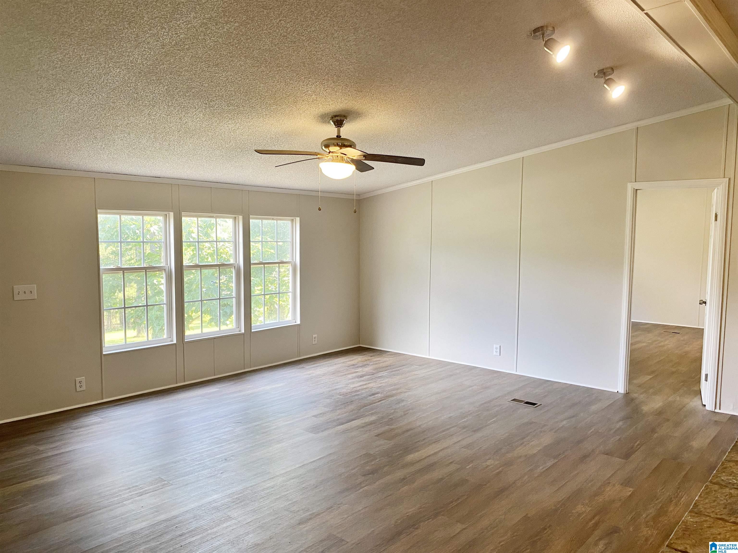 254 Clearview Odenville, AL 35120 - Photo 8 of 24