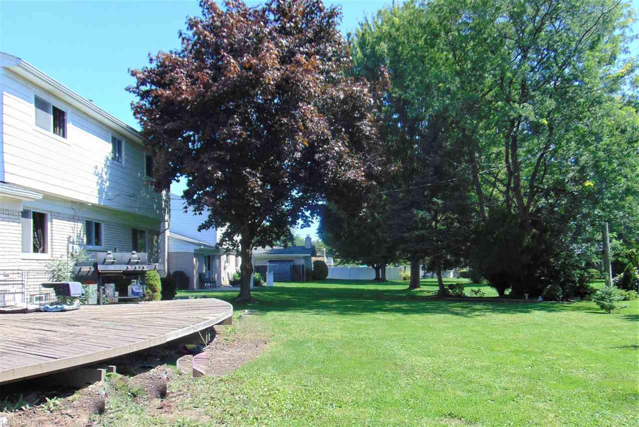 35397 Bobcean Road Clinton Township, MI 48035 - Photo 4 of 59 31393511-3.JPG