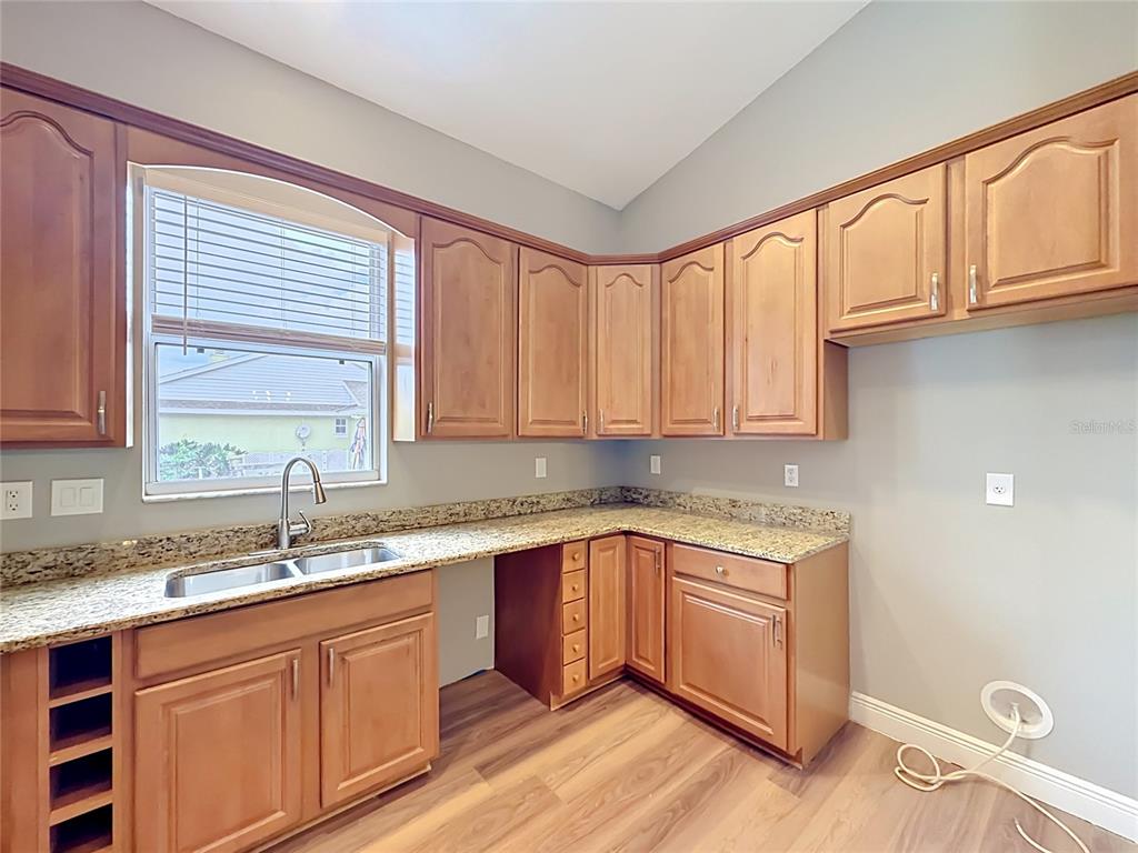 28549 Shirley Shores Road Tavares, FL 32778 - Photo 22 of 65