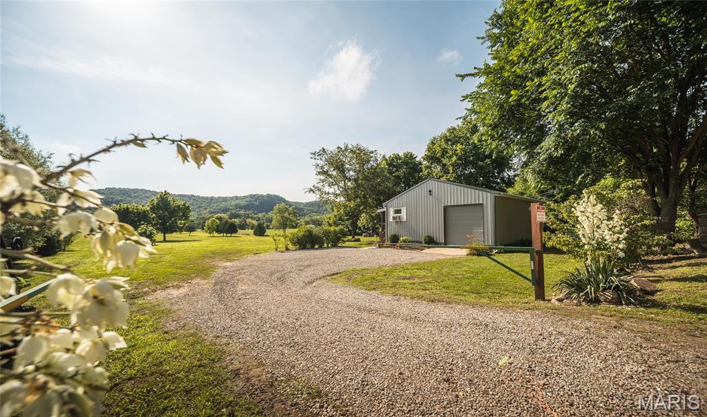 17904 Cliff Road Dixon, MO 65459 - Photo 5 of 35