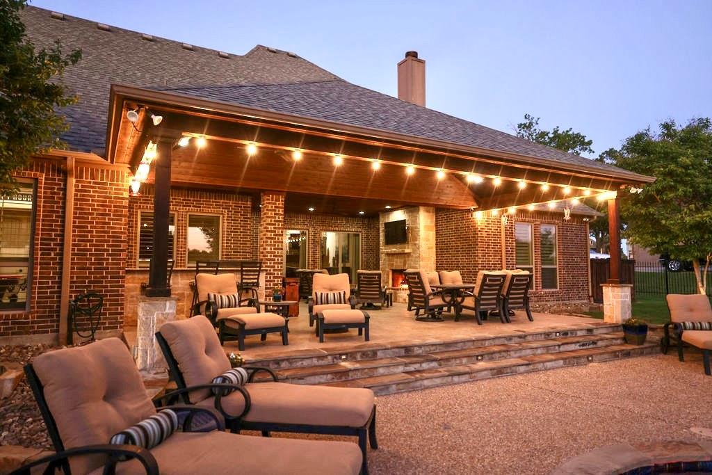 1387 Shadow Lakes Drive Wills Point, TX 75169 - Photo 24 of 30 View of patio / terrace featuring an outdoor living space