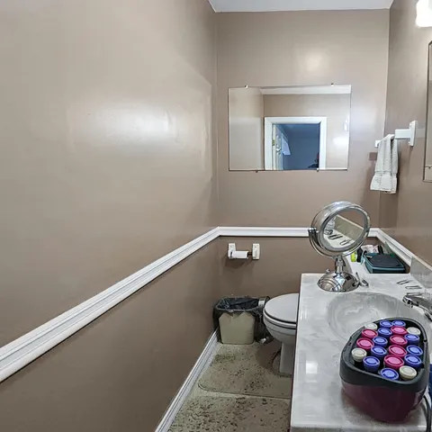 $475,000 | 105 Jean Drive, Eutawville, SC 29048