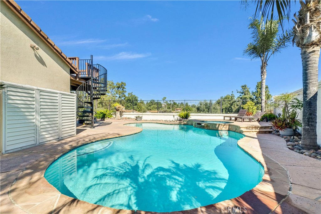 45407 Callesito Altar Temecula, CA 92592 - Photo 34 of 47 a view of a swimming pool with a patio