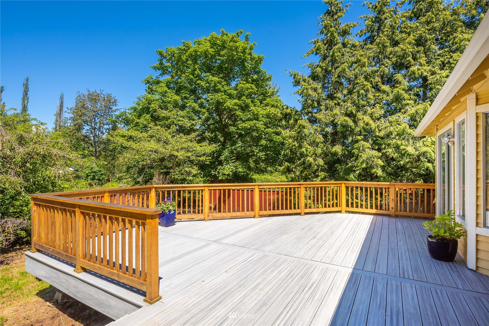 813 226th Street Southeast Bothell, WA 98021 - Photo 22 of 30 a view of balcony with wooden floor and seating space