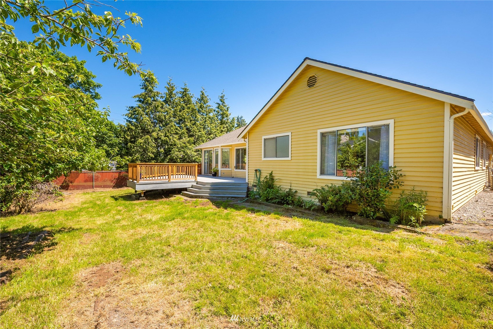 813 226th Street Southeast Bothell, WA 98021 - Photo 29 of 30 a view of a house with pool and sitting area