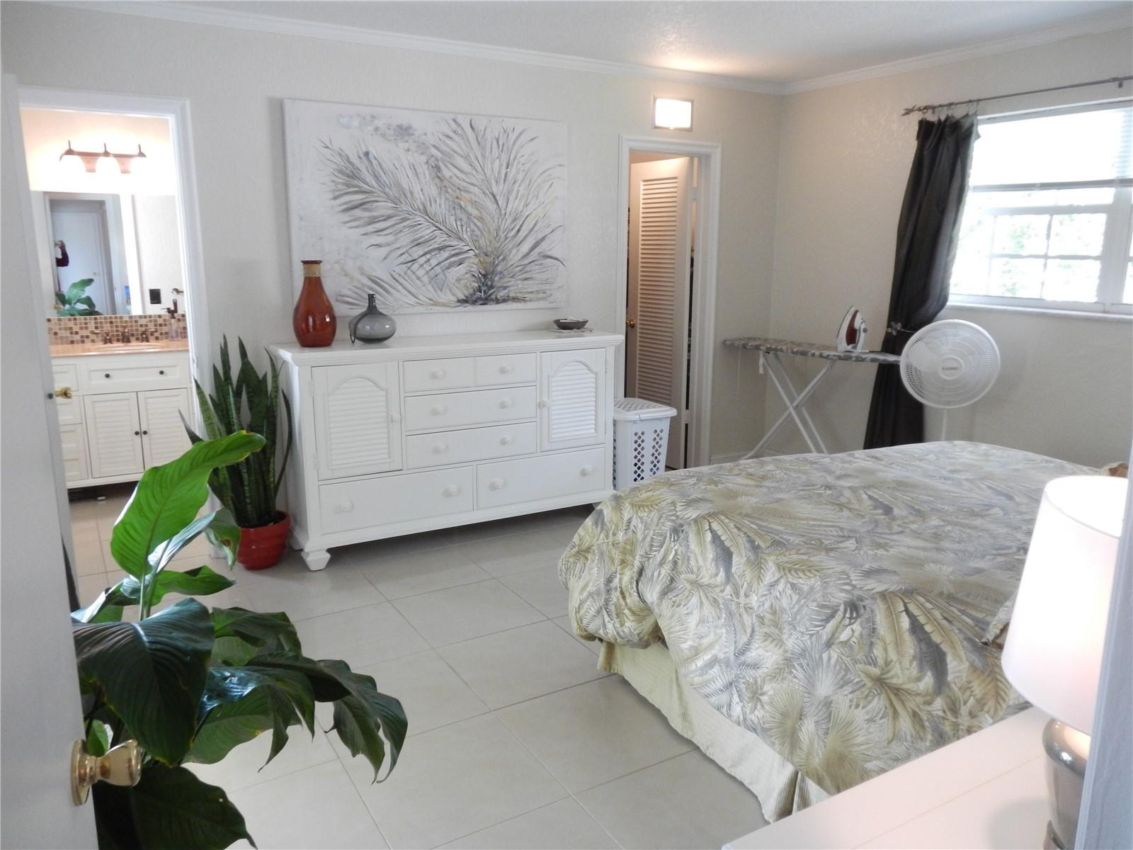4717 Washington Street Hollywood, FL 33021 - Photo 16 of 21 Photo 16
