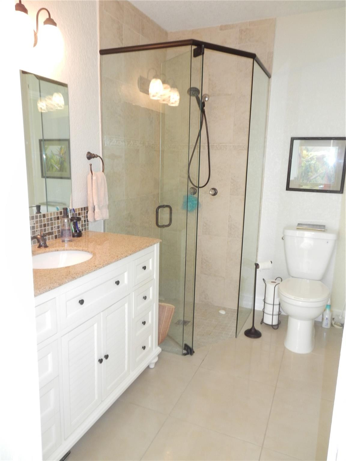 4717 Washington Street Hollywood, FL 33021 - Photo 17 of 21 Photo 17