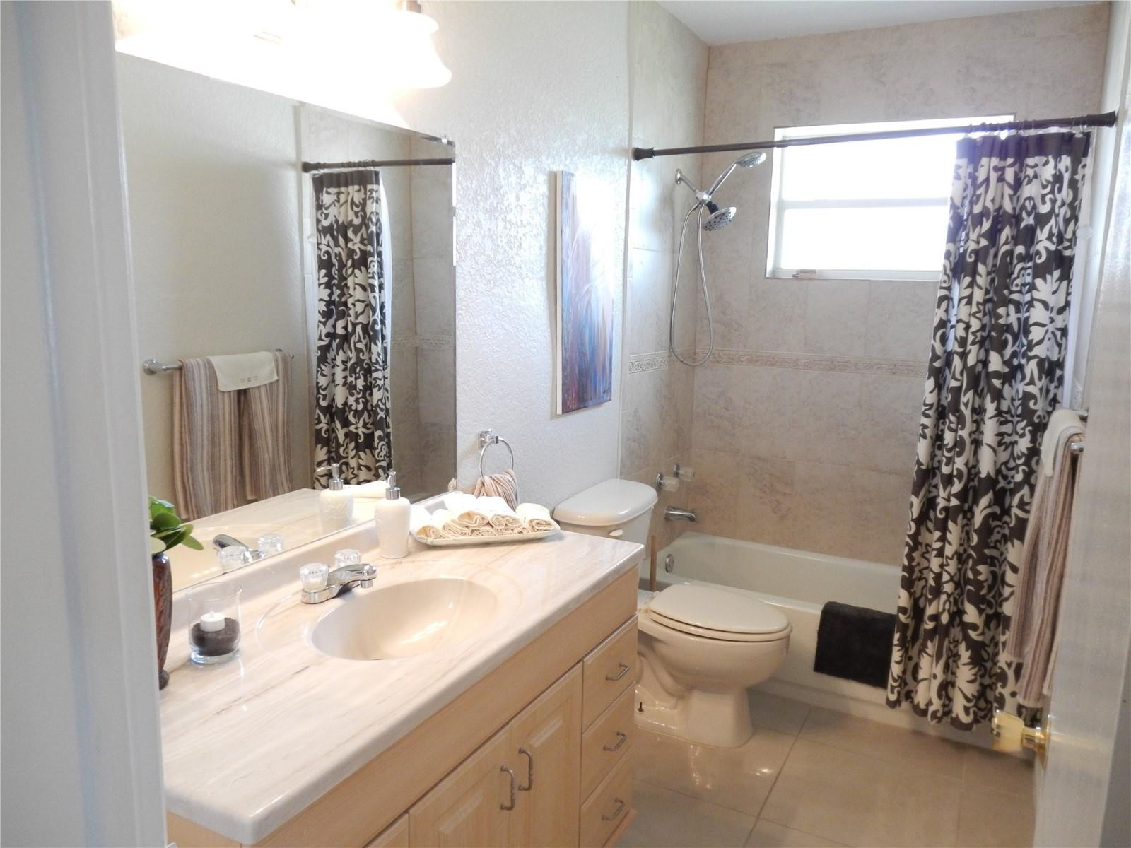 4717 Washington Street Hollywood, FL 33021 - Photo 19 of 21 Photo 19